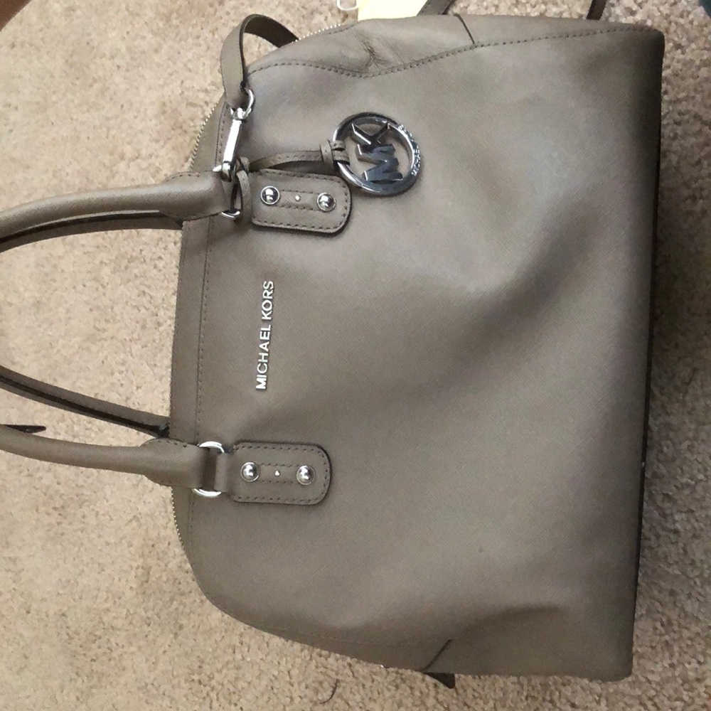 Michael kors purse